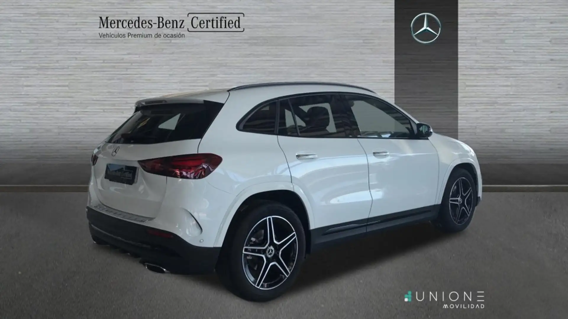 Mercedes-Benz GLA 200 d - 2