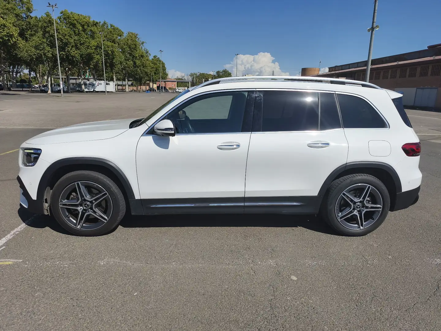 Mercedes-Benz GLB 200 200d 4Matic 8G-DCT - 1