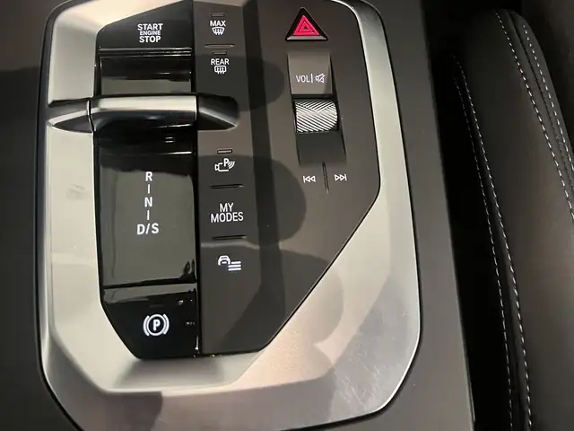 BMW 1 Series view 9