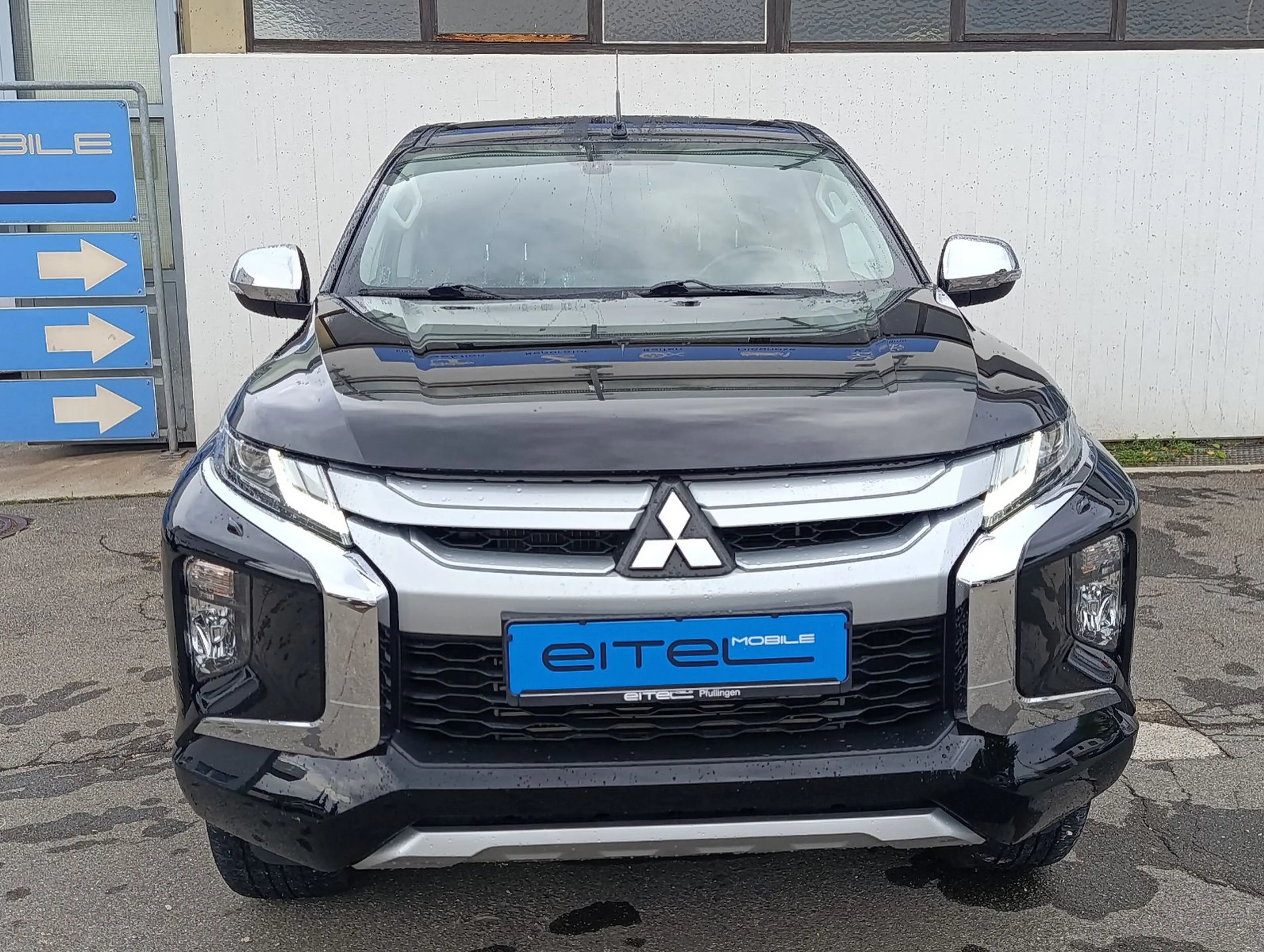 Mitsubishi L200 Select Doppelkabine 4WD Navi Led AHK SHZ — photo 5