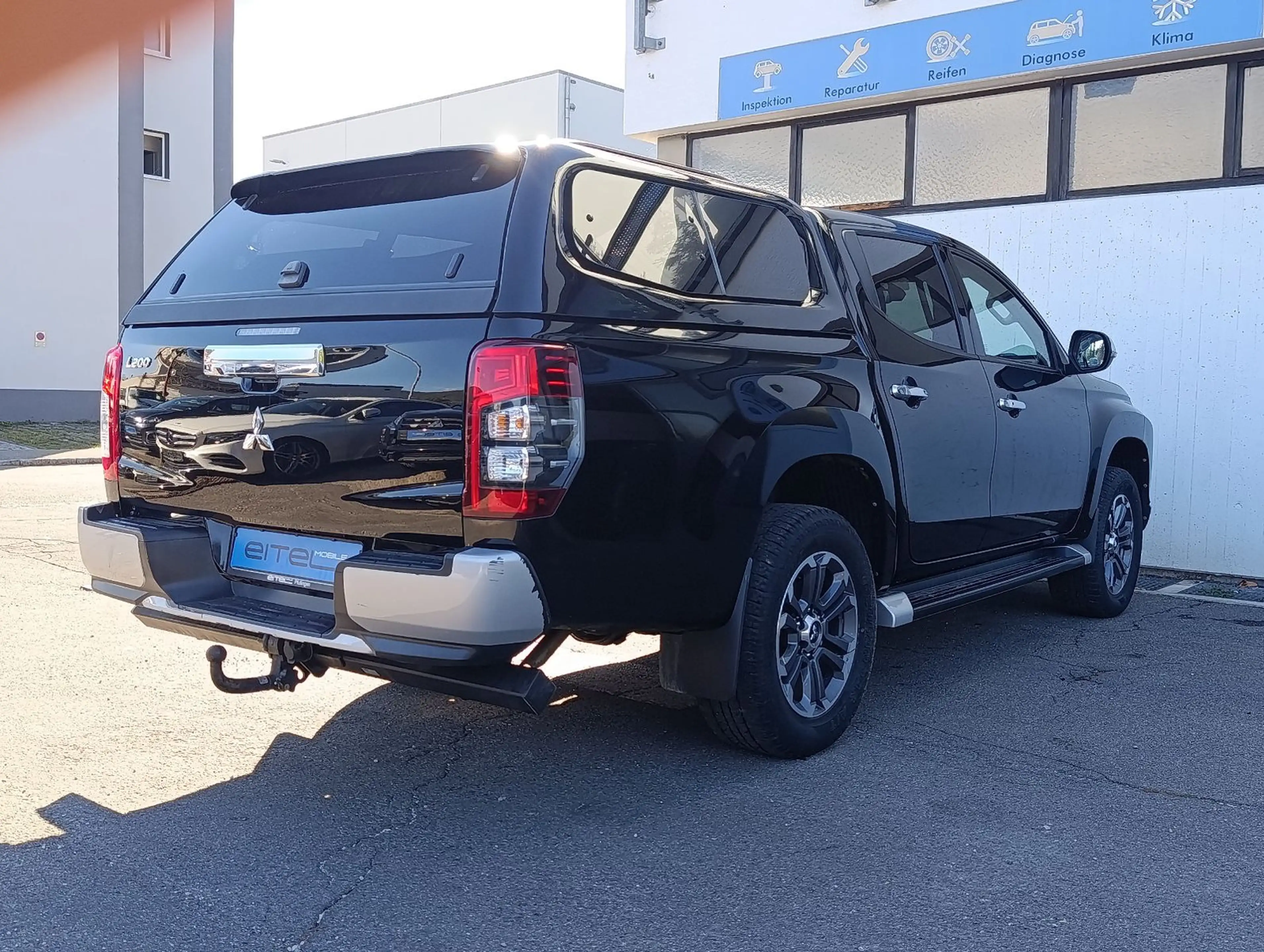 Mitsubishi L200 Select Doppelkabine 4WD Navi Led AHK SHZ — photo 3