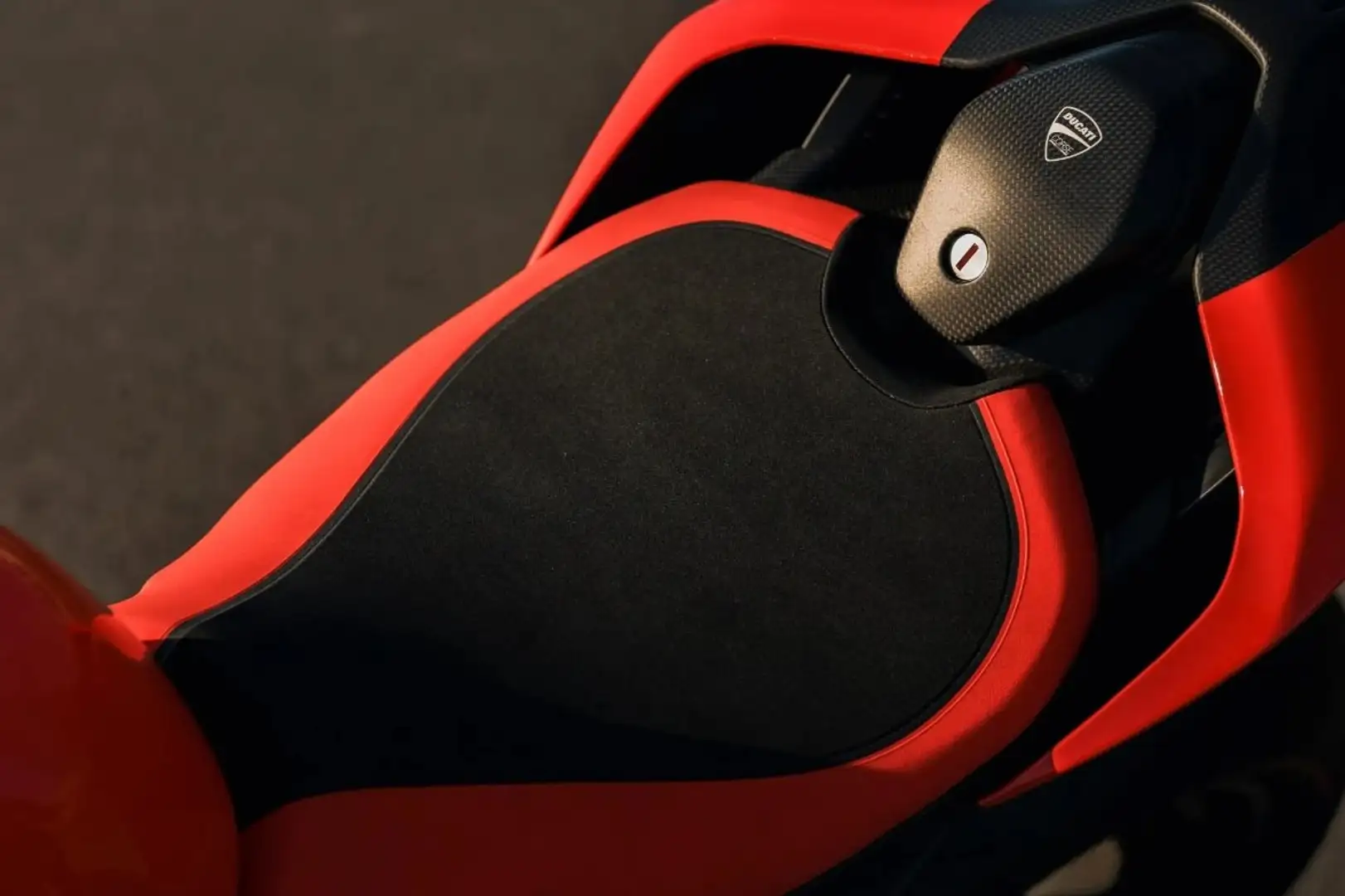 Ducati Panigale V4 Superleggera Rot - 2
