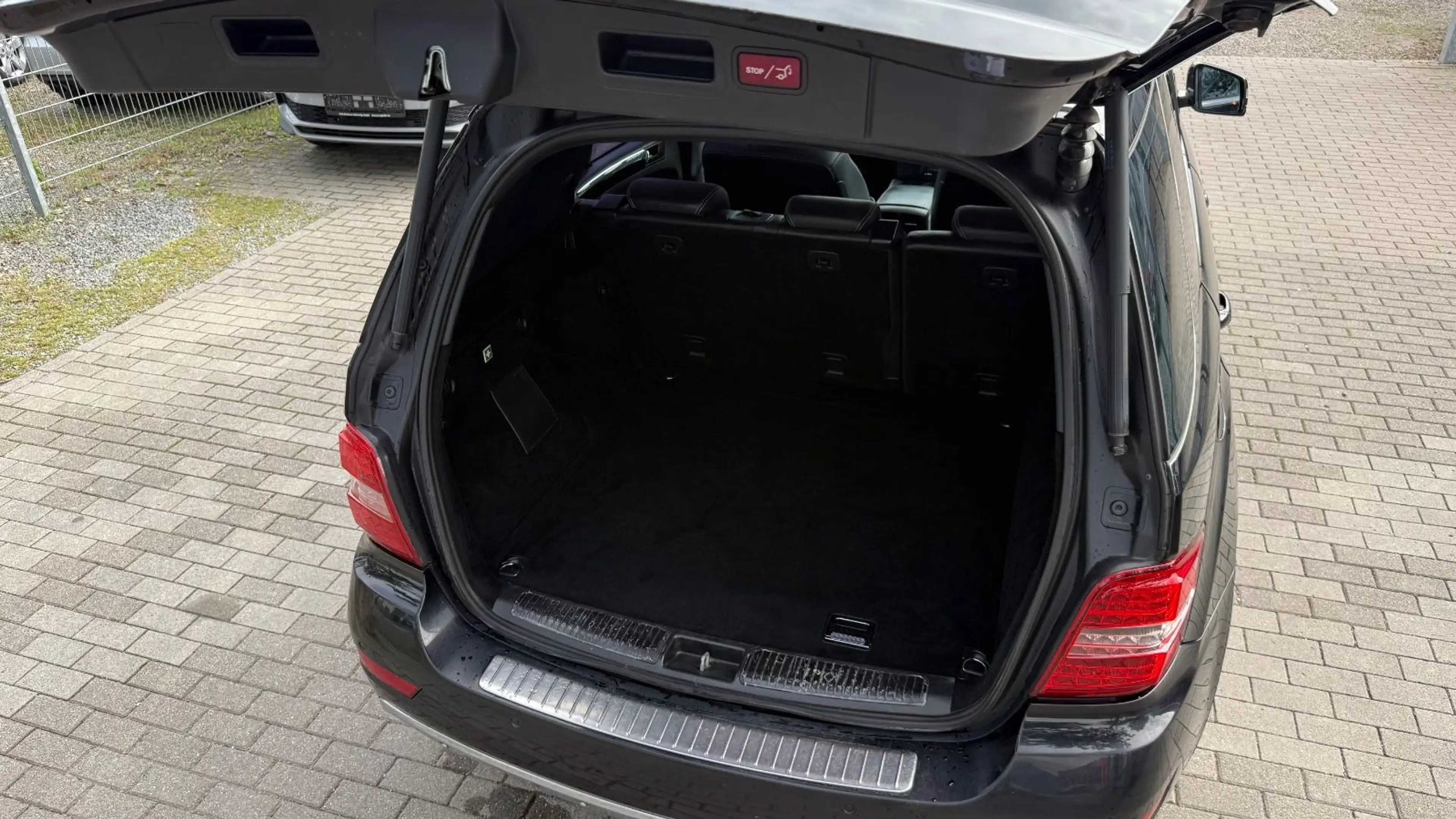Mercedes-Benz ML 350 CDI 4Matic Grand Edition Memory H&K eSD — photo 10