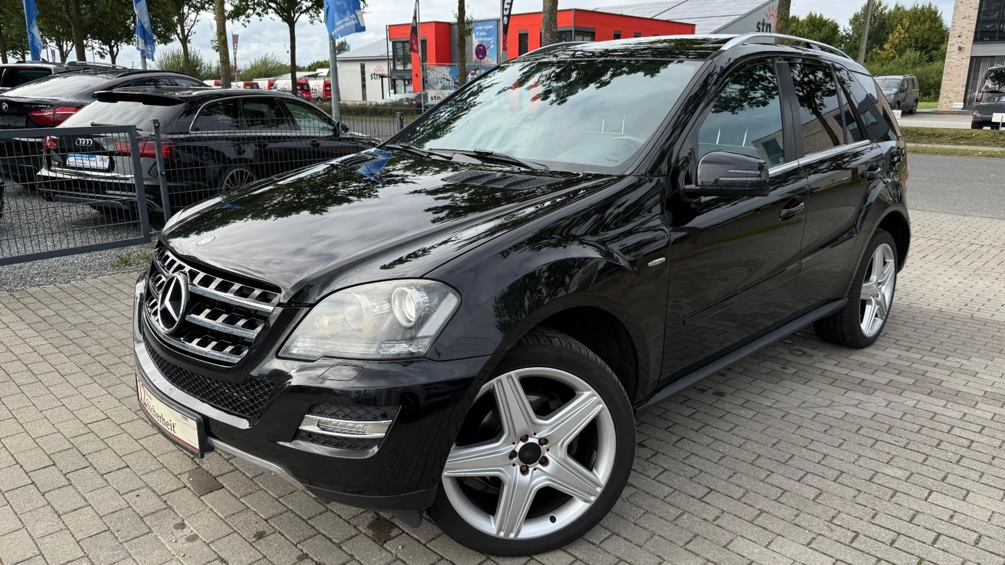 Mercedes-Benz ML 350 CDI 4Matic Grand Edition Memory H&K eSD