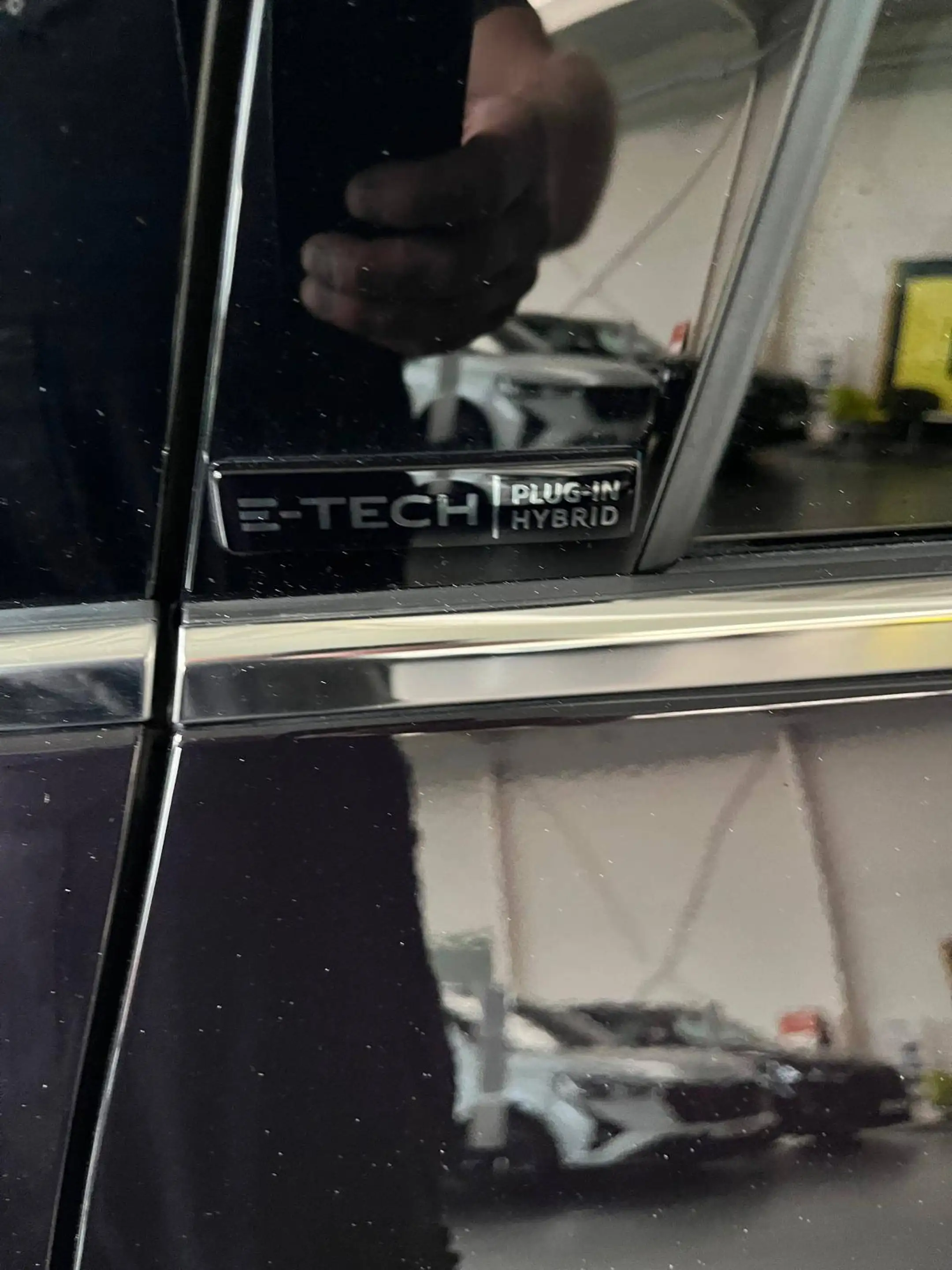 Renault Captur PLUG IN HYBRIDE E-TECH — photo 8