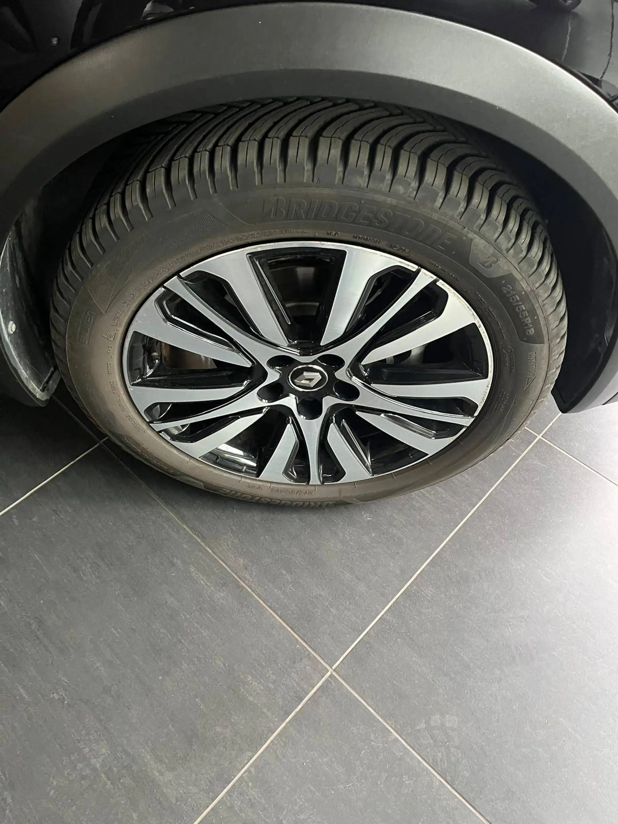 Renault Captur PLUG IN HYBRIDE E-TECH — photo 15