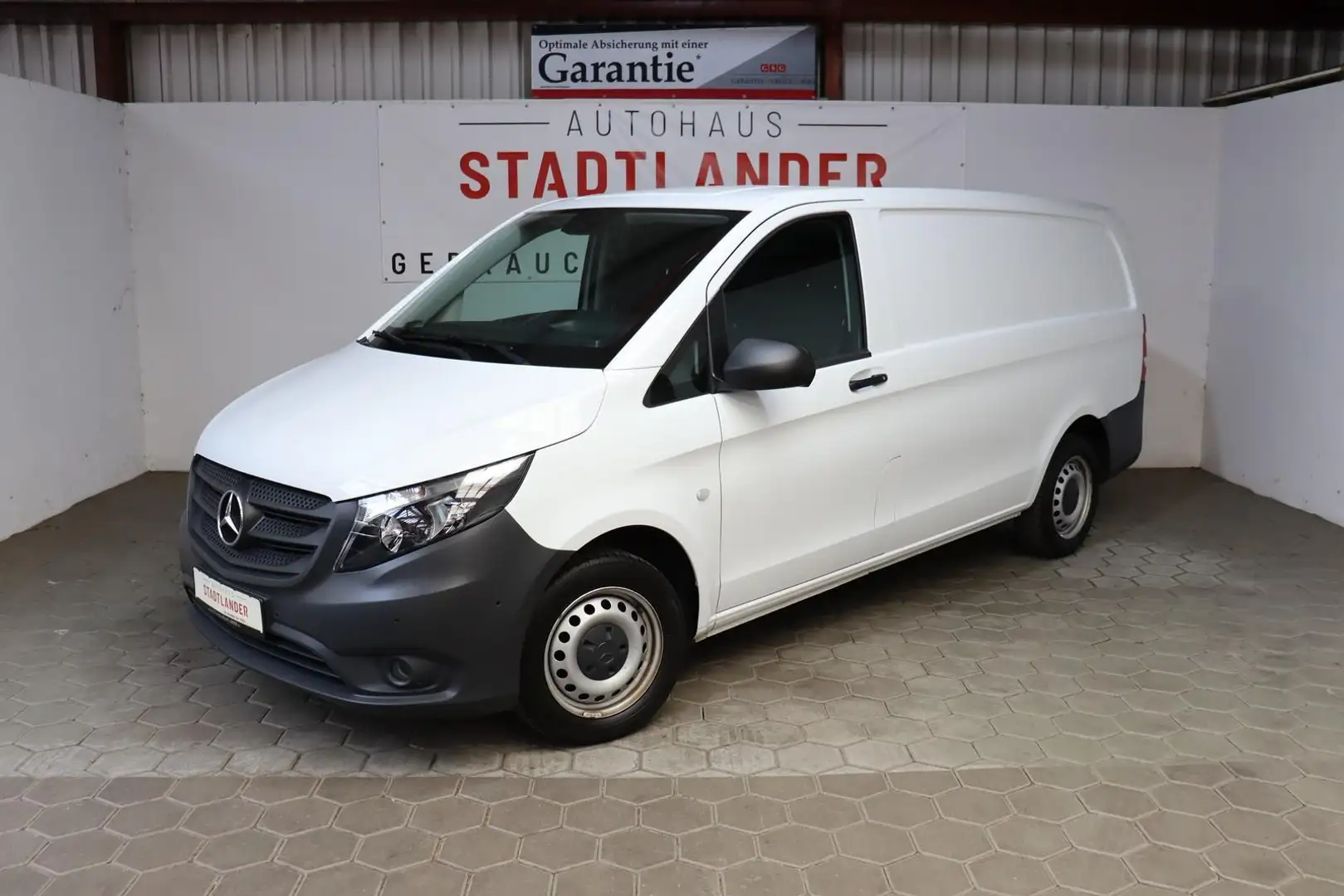 Mercedes-Benz Vito Kasten 114 CDI L NAVI*CARPLAY*GRA*PDC*AHK Weiß - 2