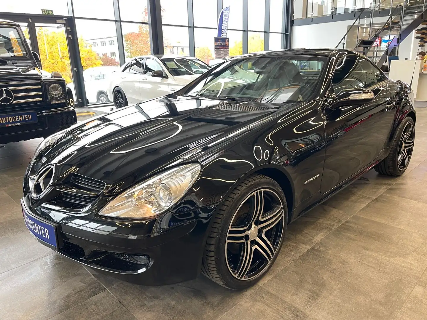 Mercedes-Benz SLK 200 Kompressor Roadster *Klima*SHZ*TÜV*Navi* Schwarz - 2
