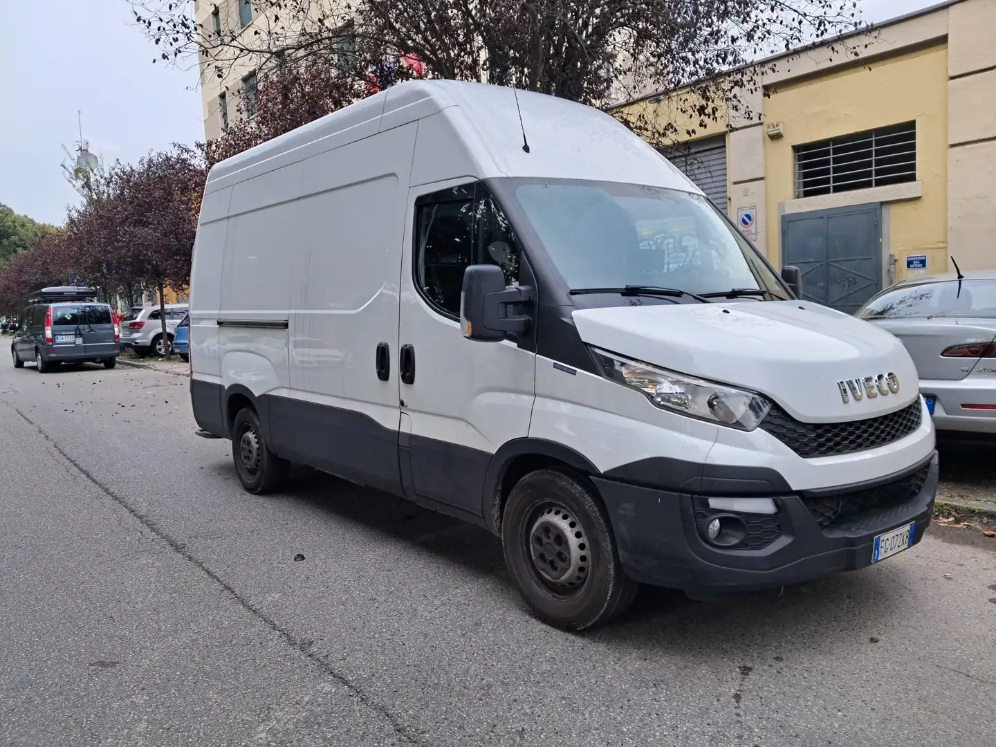 Iveco DAILY 2.3 DIESEL - 2