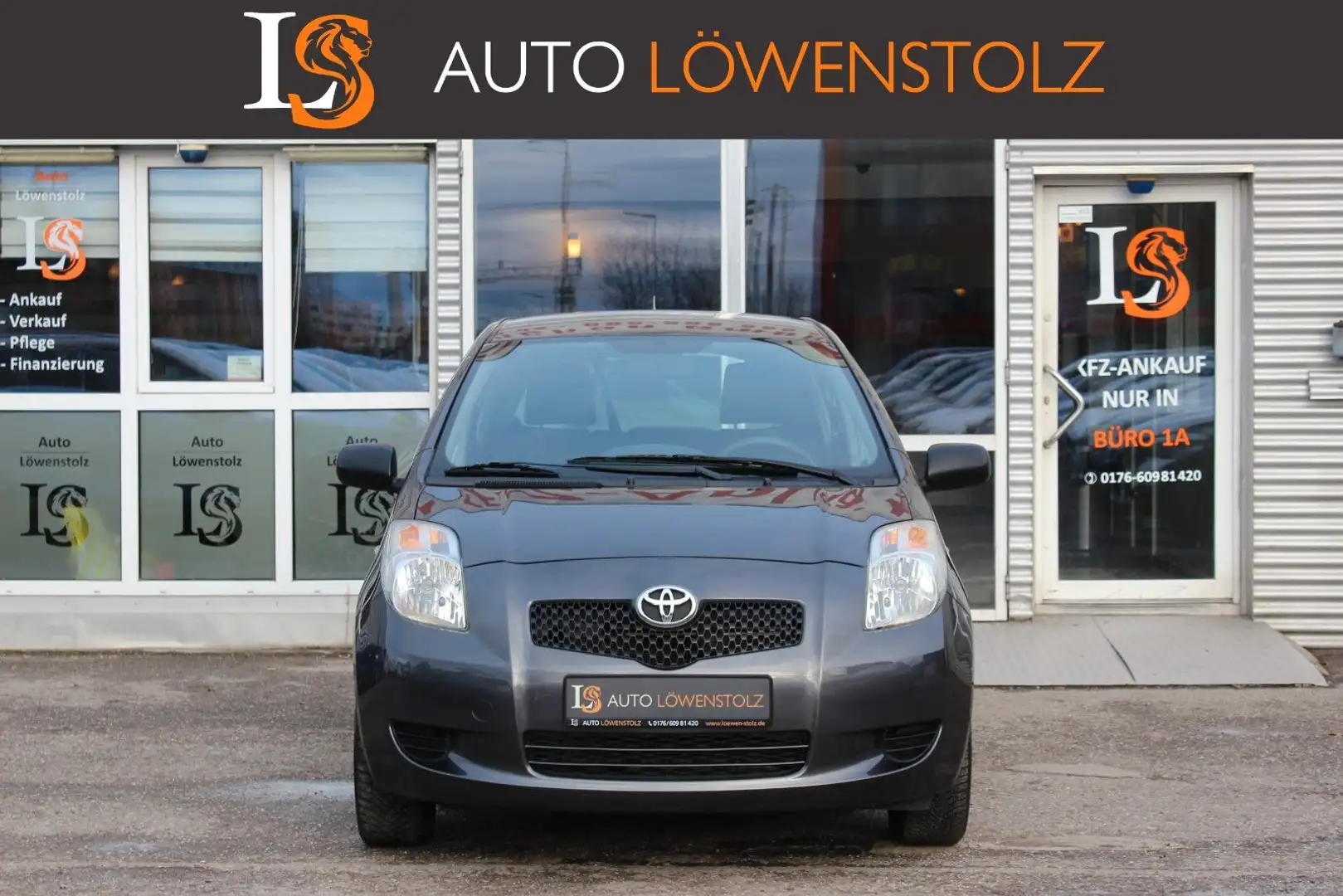 Toyota Yaris 1,3-l-VVT-i | 1.Hand | Klima | 44tkm Gris - 2