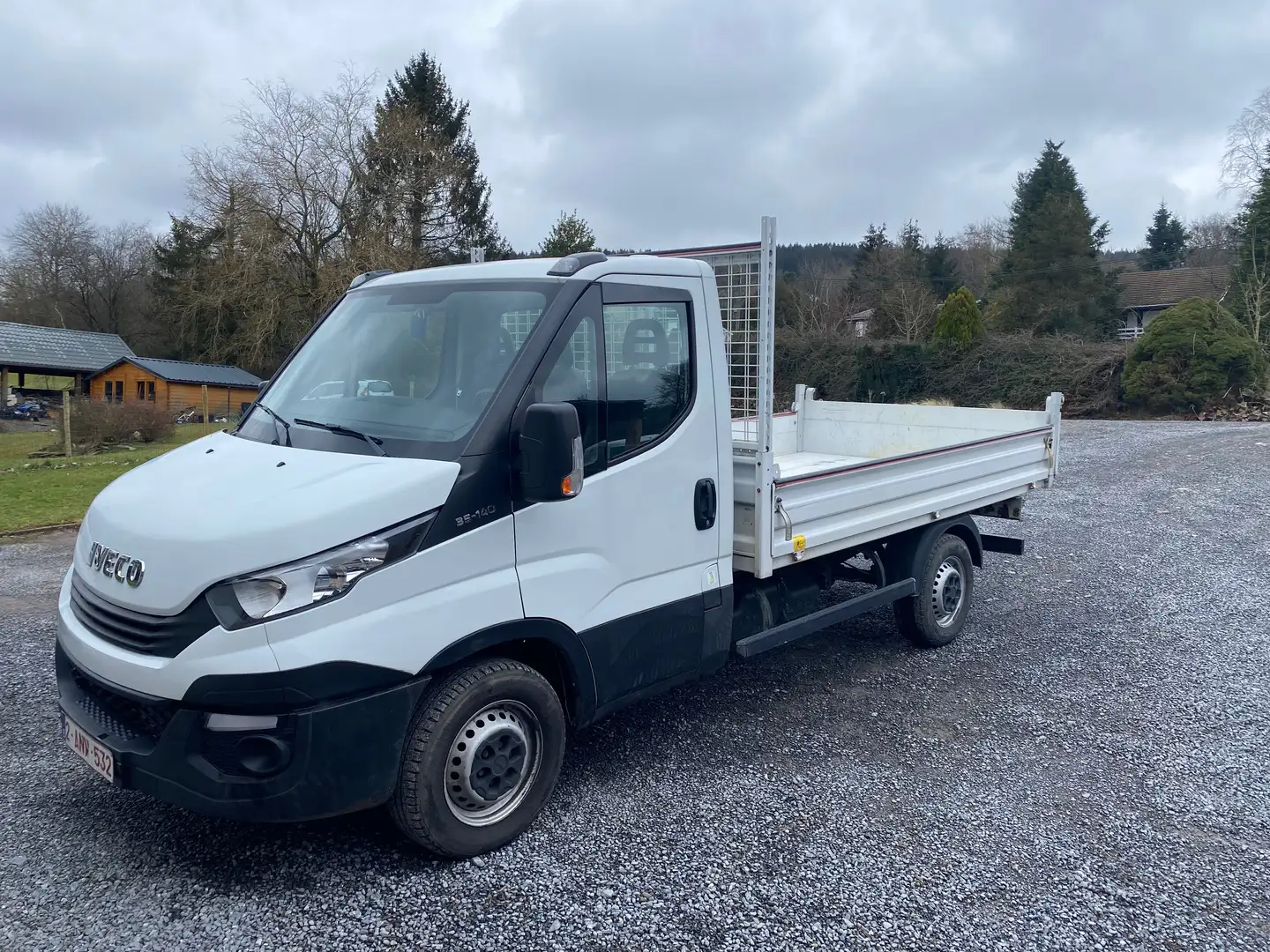 Iveco Daily 35S14 2.3 Turbo VGT Blanc - 1