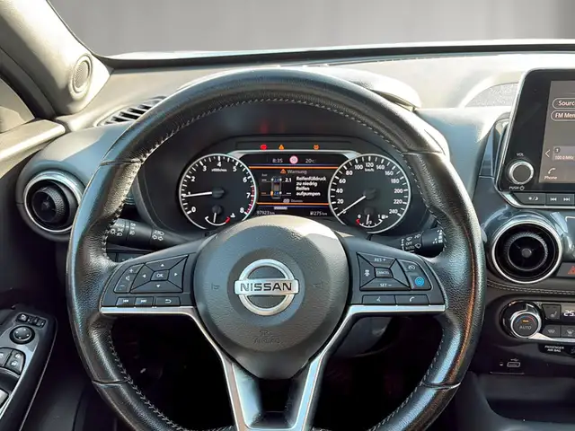 Nissan Juke view 9