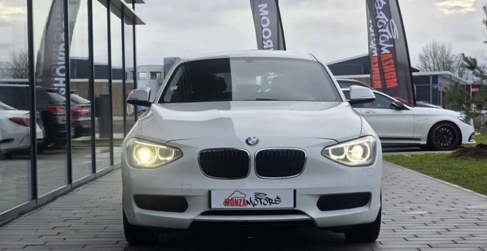 BMW 116 SERIE (F21-F20) 116I 136CH LOUNGE 5P Weiß - 2