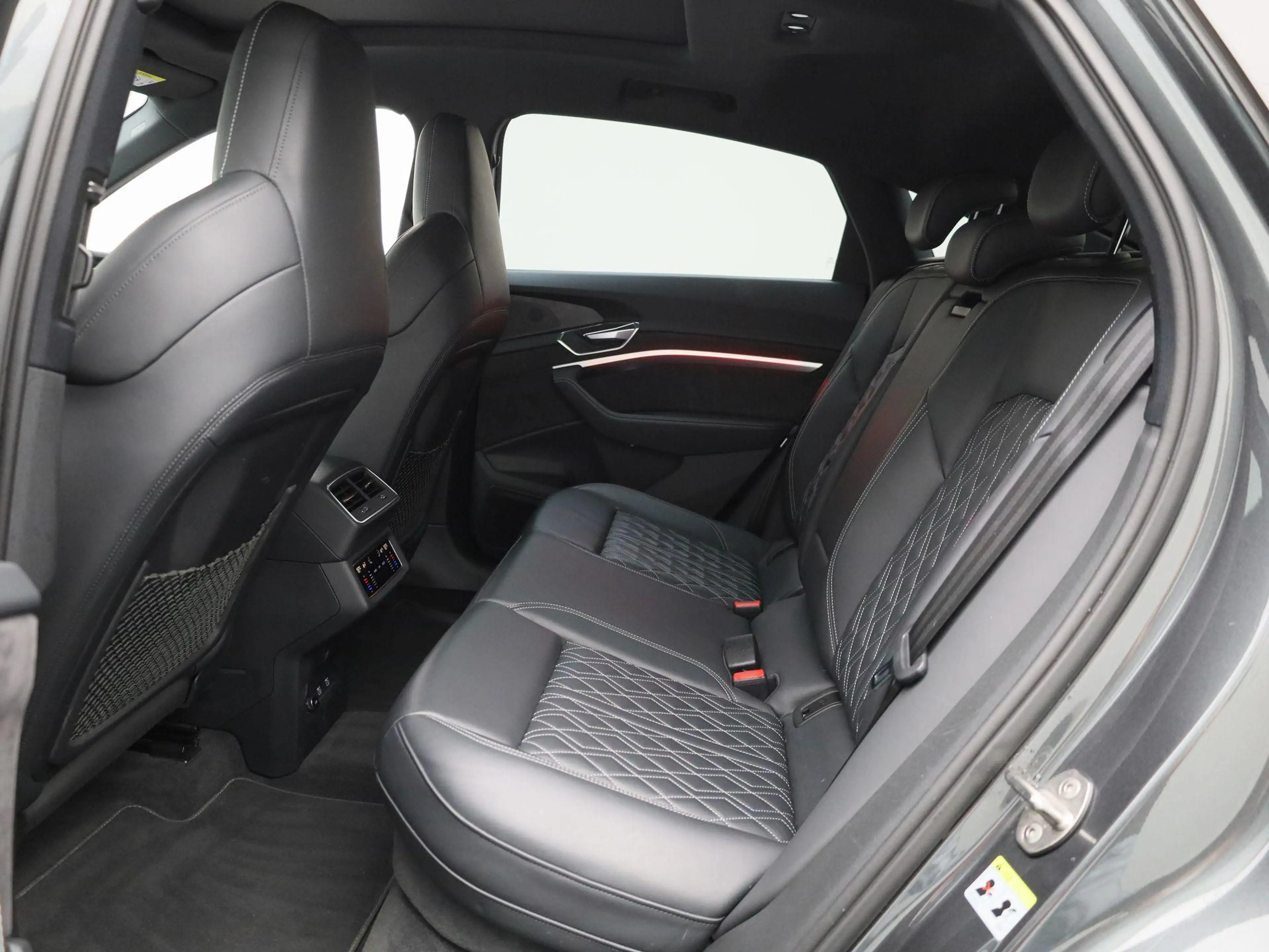 Audi e-tron Sportback 55 quattro S edition 95 kWh | 360 Camera — photo 11