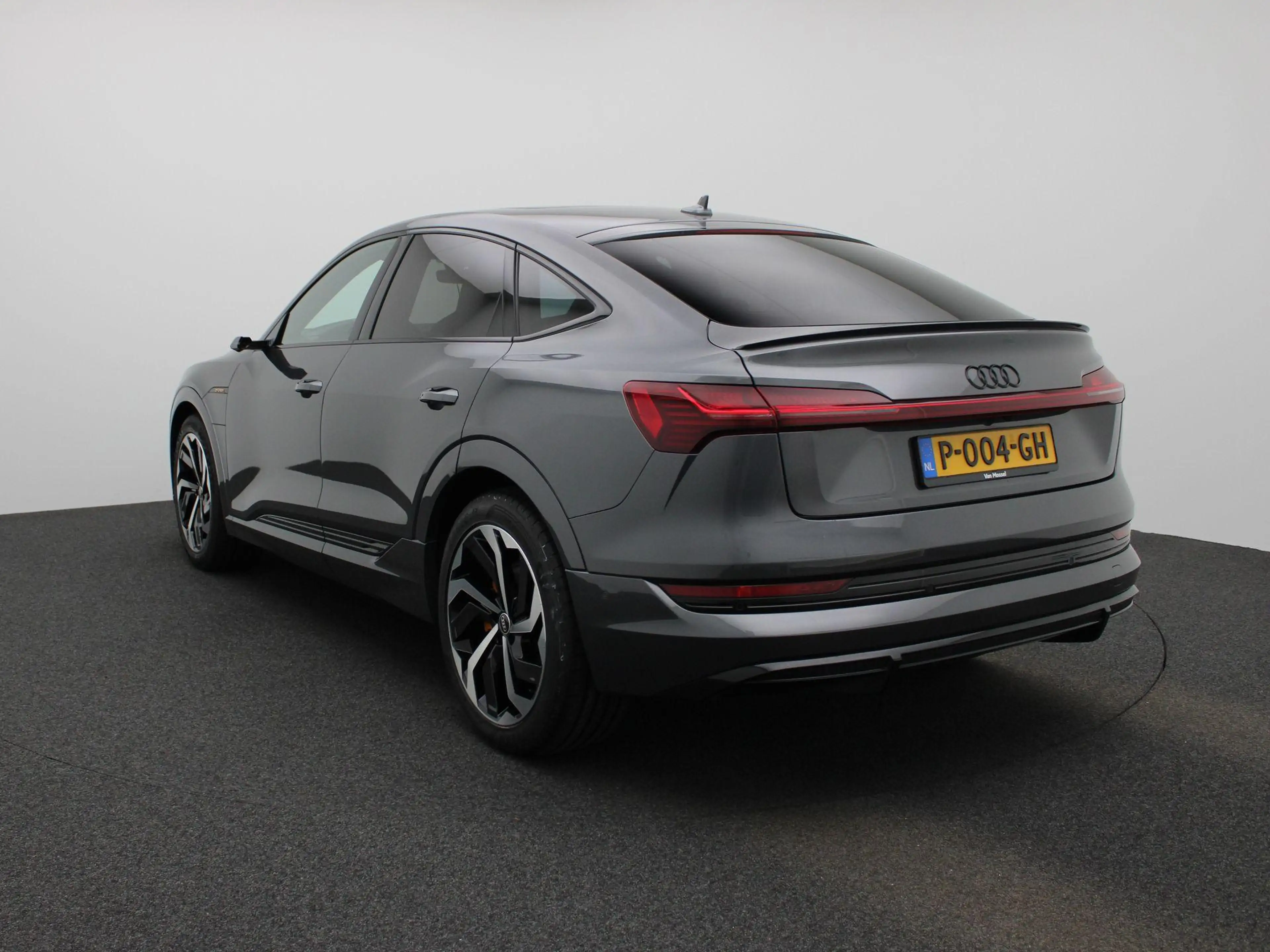 Audi e-tron Sportback 55 quattro S edition 95 kWh | 360 Camera — photo 2