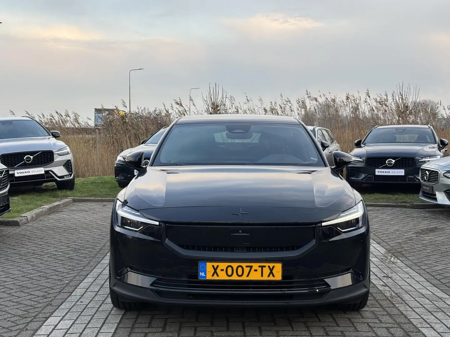 Polestar 2 Standard Range Single Motor 69 kWh | 360 camera | Noir - 2