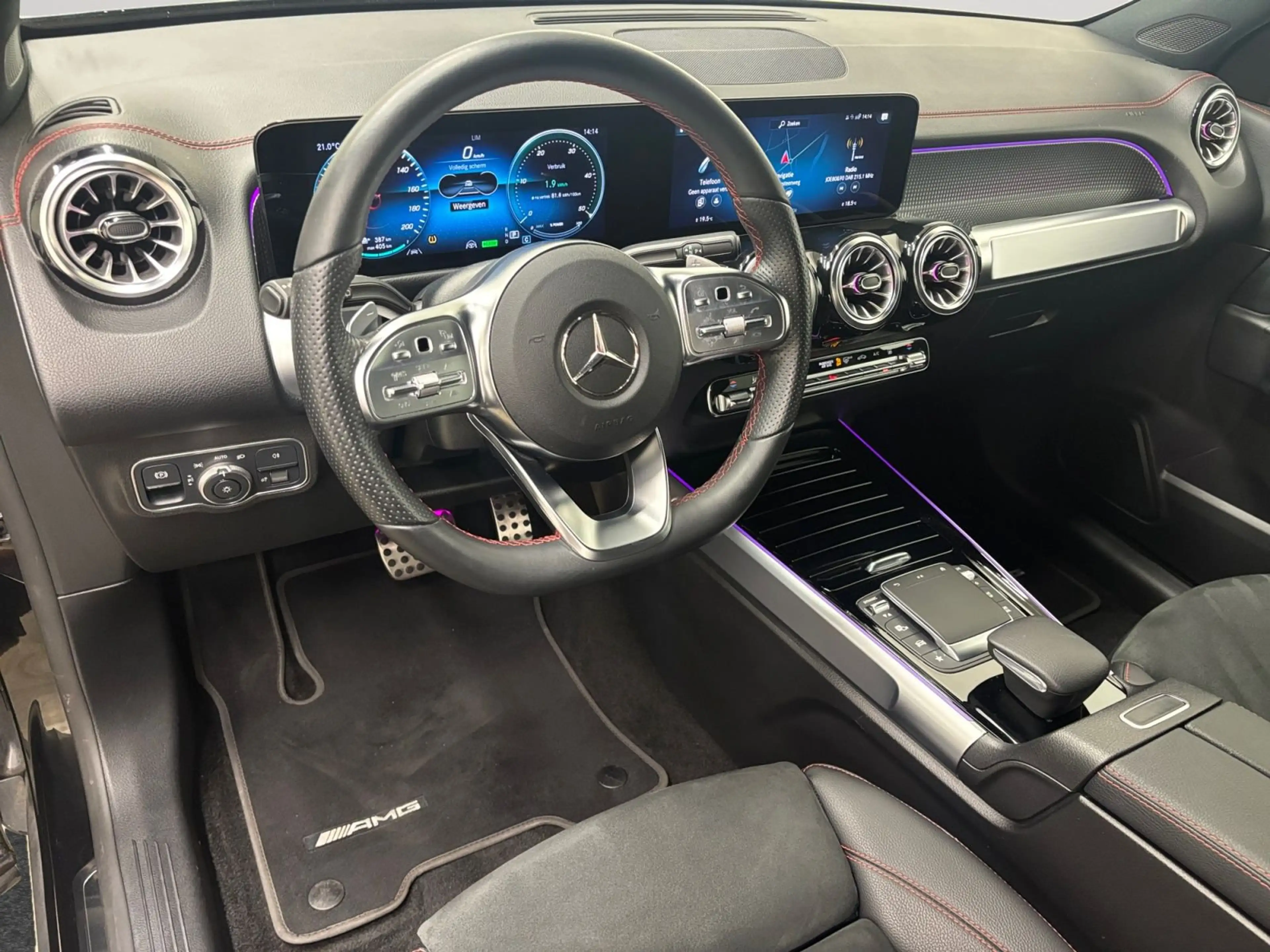 Mercedes-Benz EQB 300 300 AMG Line 4MATIC — photo 5