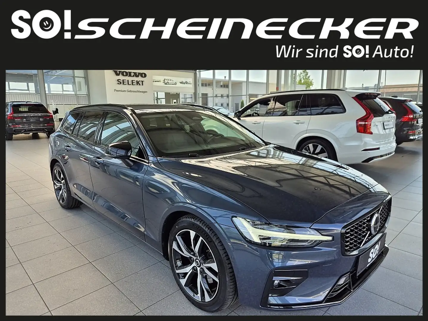 Volvo V60 B4 (P) Plus Dark Geartronic Blauw - 1