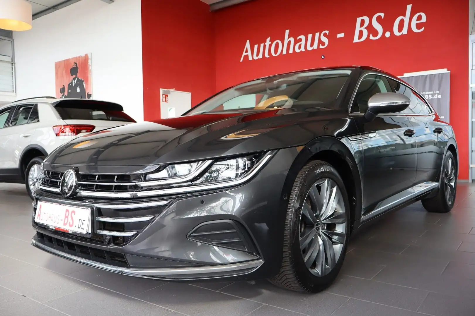 Volkswagen Arteon Shooting Brake ElegancKameraNavMATRIX,AHK Grau - 1