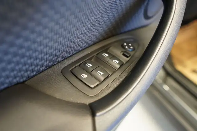 BMW X1 view 14