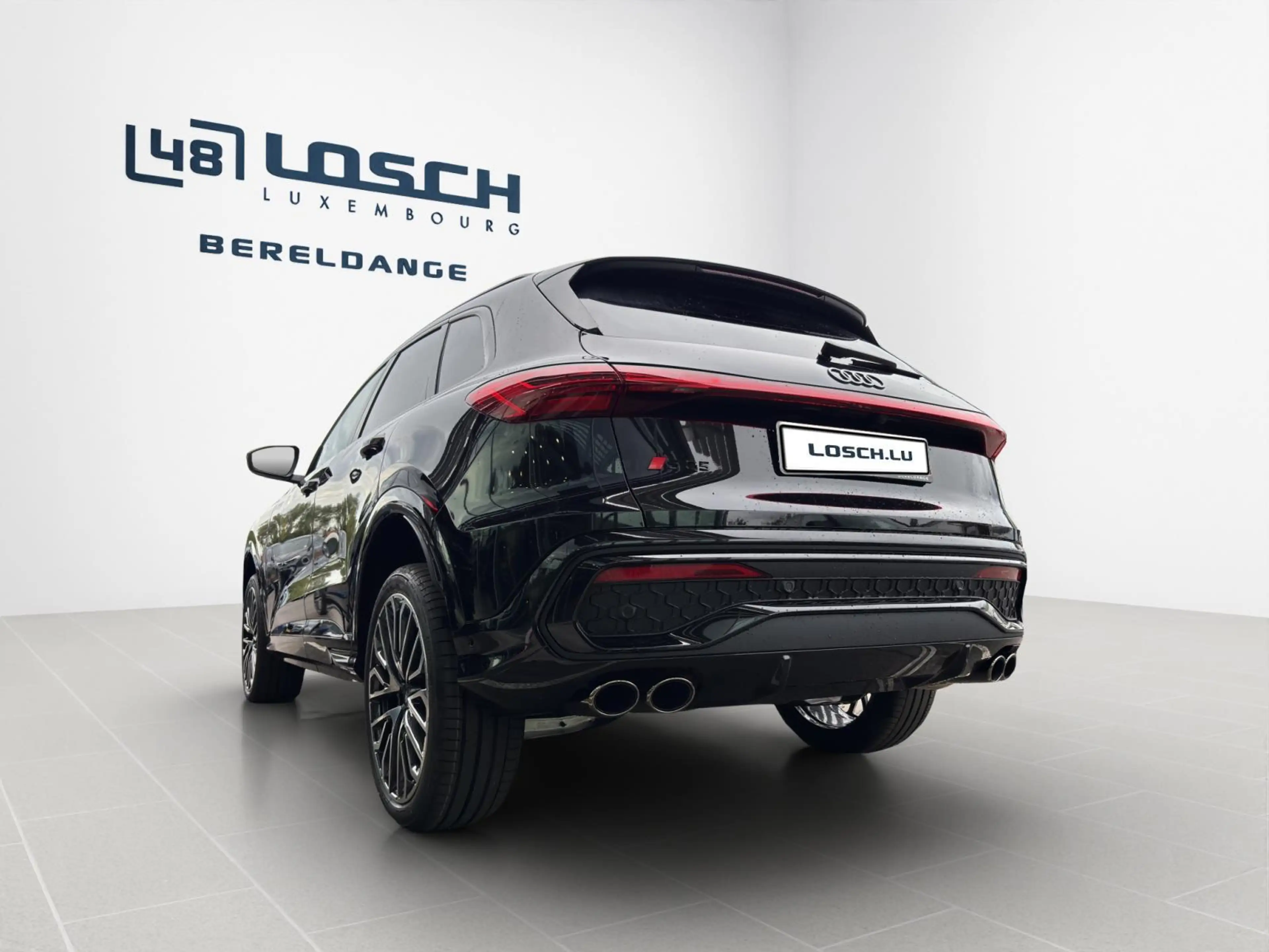 Audi SQ5 edition one mythosschwarz — photo 6