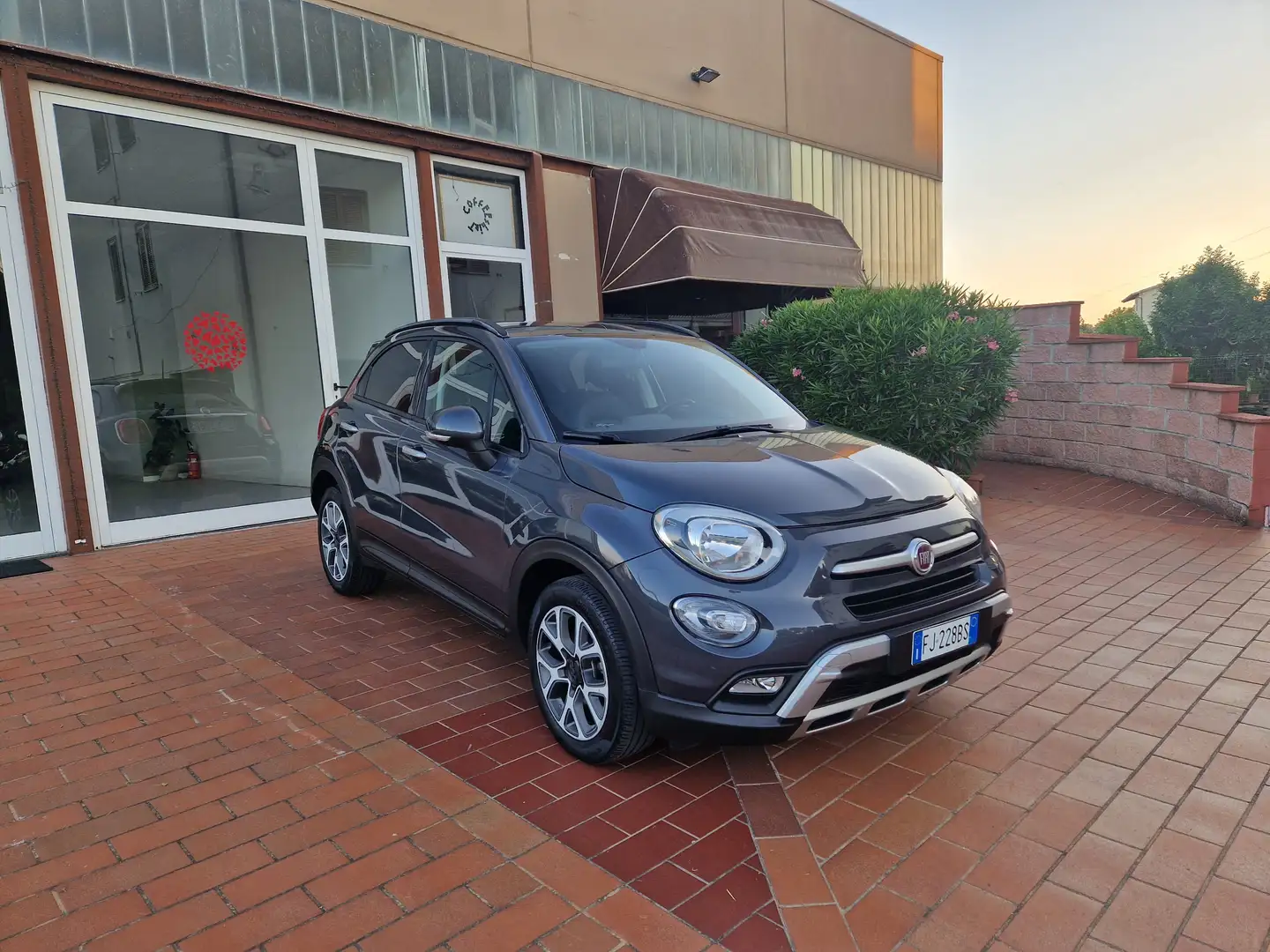 Fiat 500X 500X 1.3 mjt Cross Plus 4x2 95cv Gris - 2