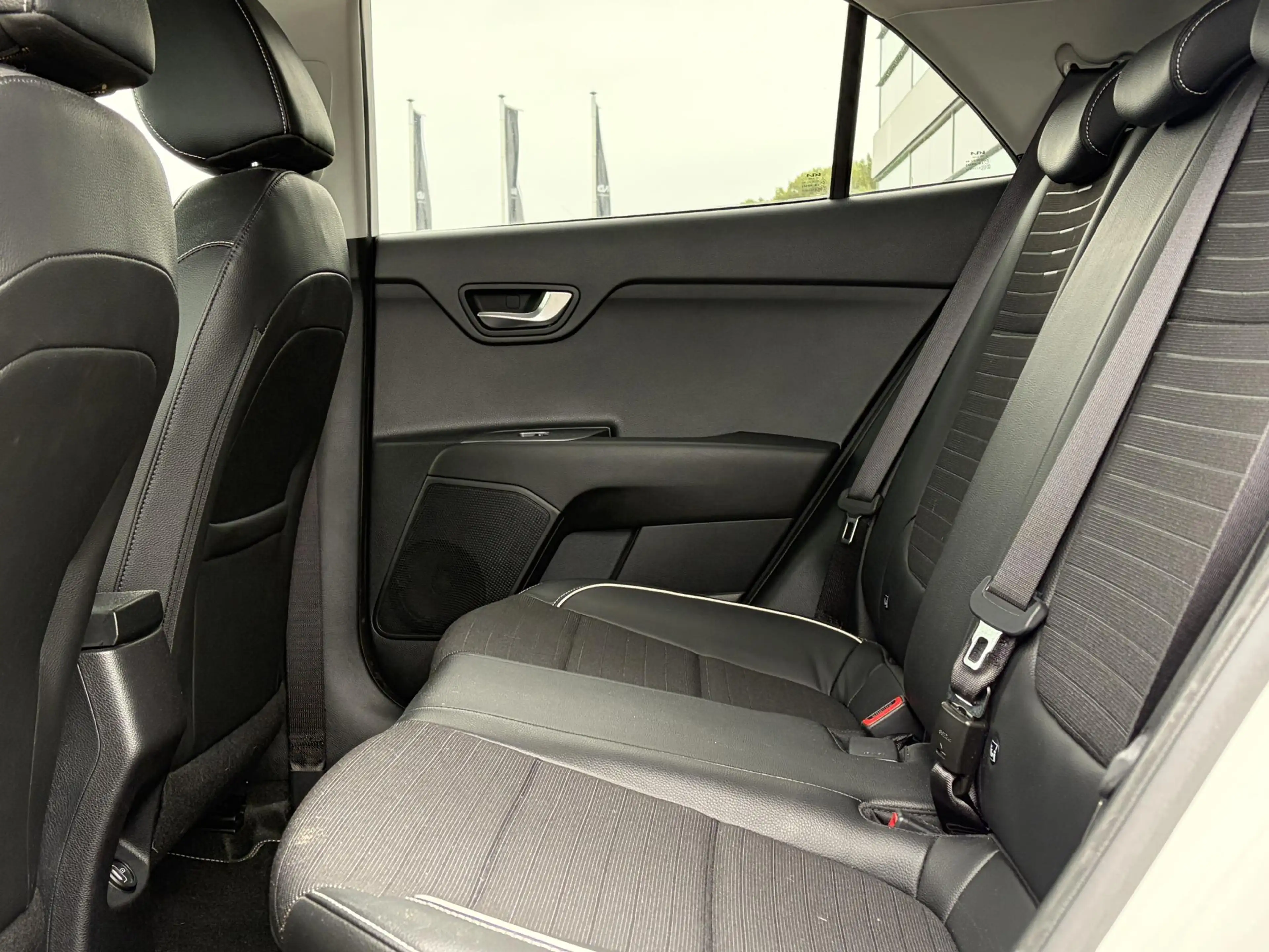 Kia Rio GT-Line 1.0 T-GDi MHEV 100pk | CAMERA | KEYLESS | — photo 12