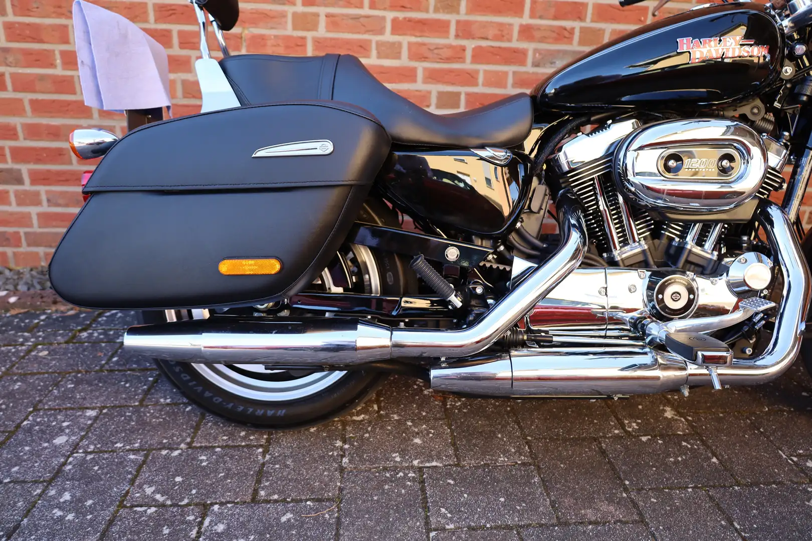 Harley-Davidson Superlow Negru - 2