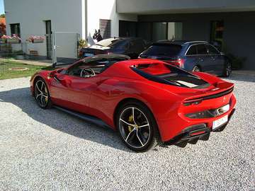 GTS NP: 430.000,- Garantie Karbon Racing Seats !!