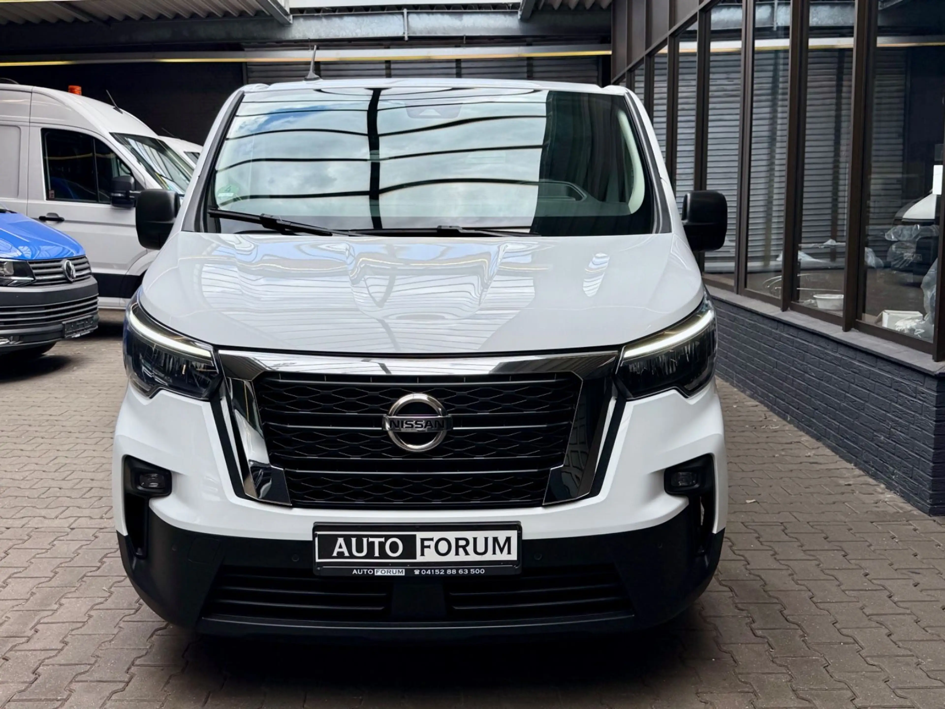 Nissan Primastar 2.0 D L1H1 AUTOMATIK AHK NAVI LED CAM — photo 3
