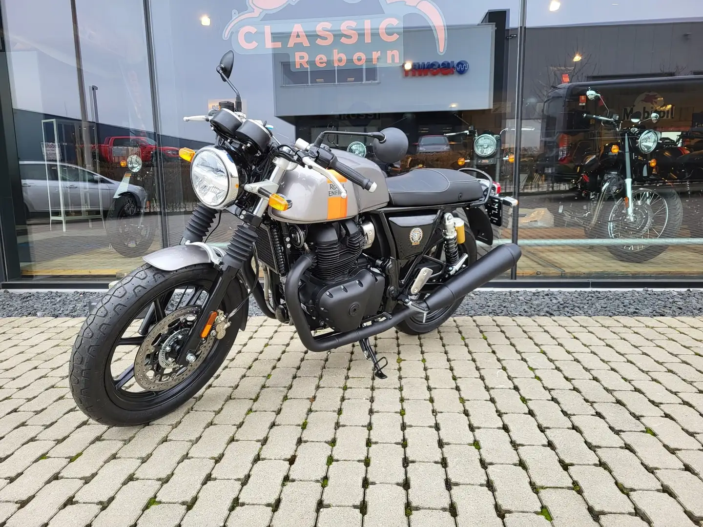 Royal Enfield Continental GT All Black Gri - 1