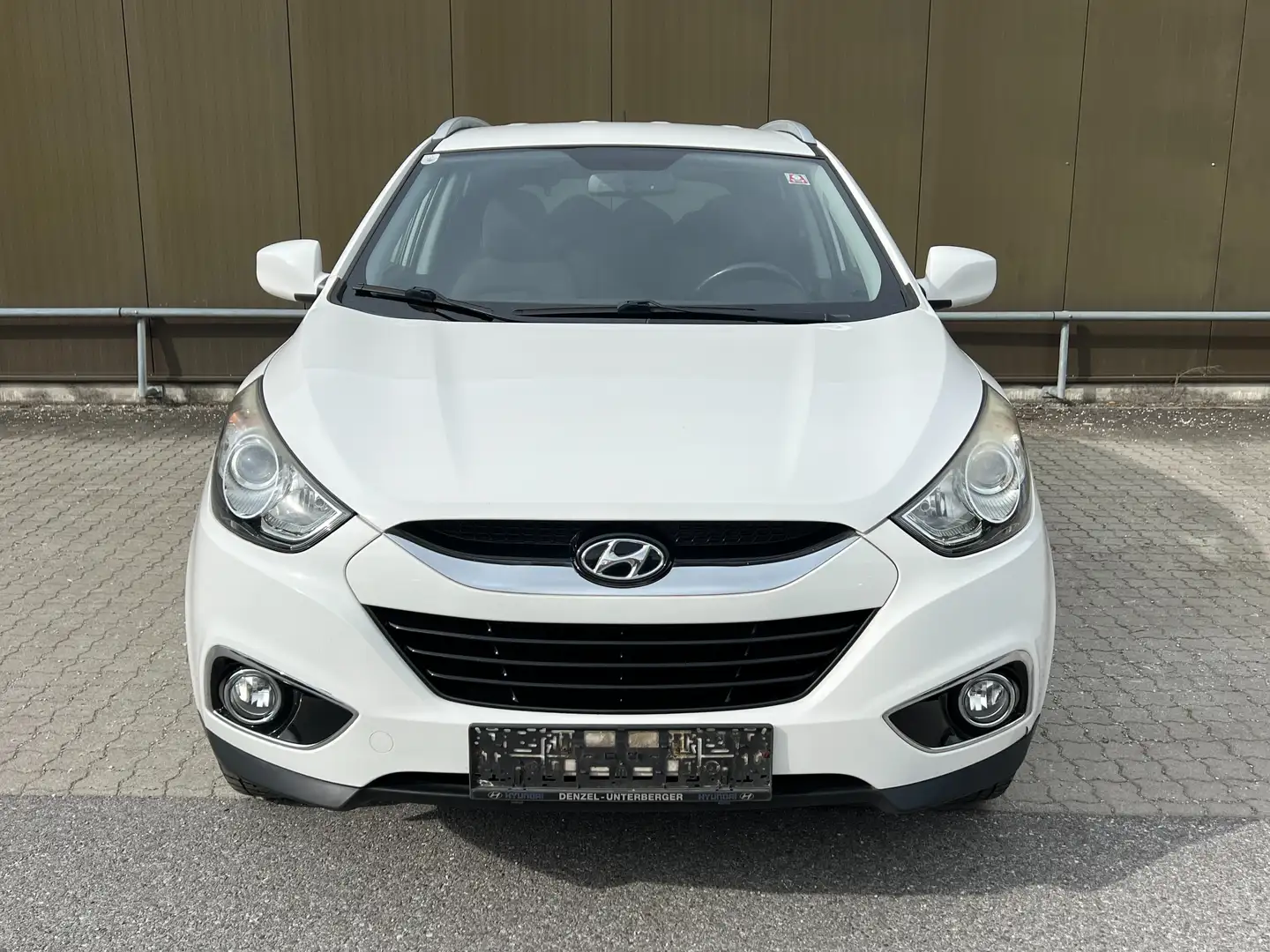 Hyundai iX35 1.6 Benzin 2WD Rückfahrkamera PDC 1-Hand* Weiß - 2