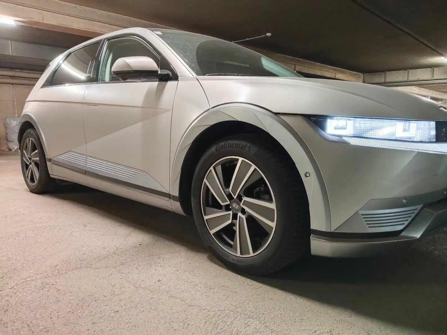 Hyundai IONIQ 5 Ioniq 5Elektro 73kWh FirstEditionLongRangeAWD Aut Grau - 1