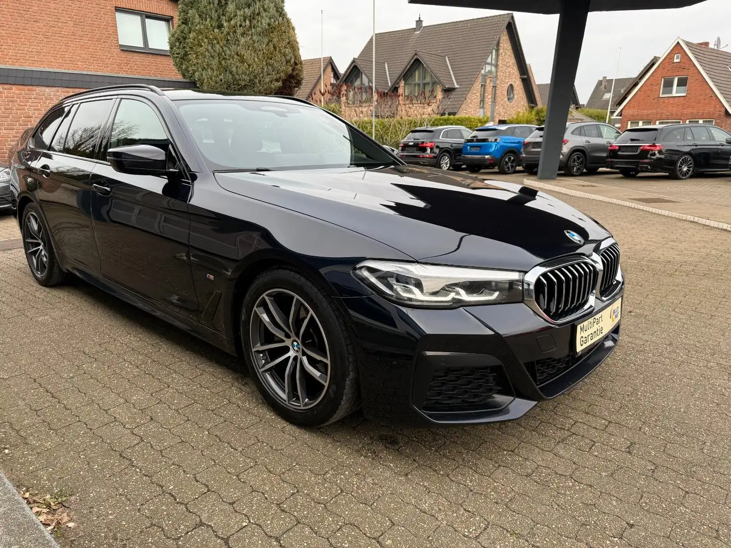 BMW 520 d Touring M Sport HUD LED Live Professional Zwart - 2