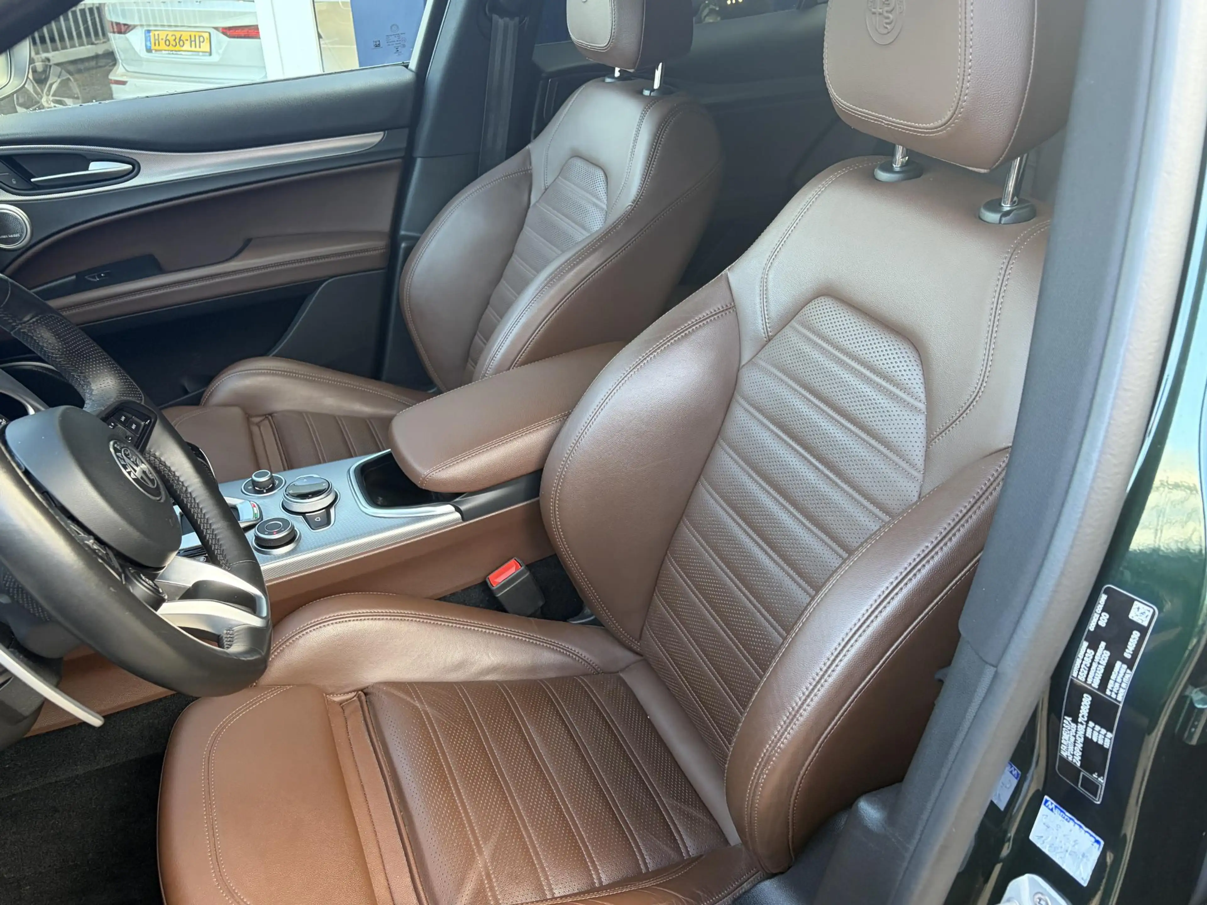 Alfa Romeo Stelvio 2.0 T AWD Veloce Ti / 280 PK / Bomvolle Stelvio! A — photo 4