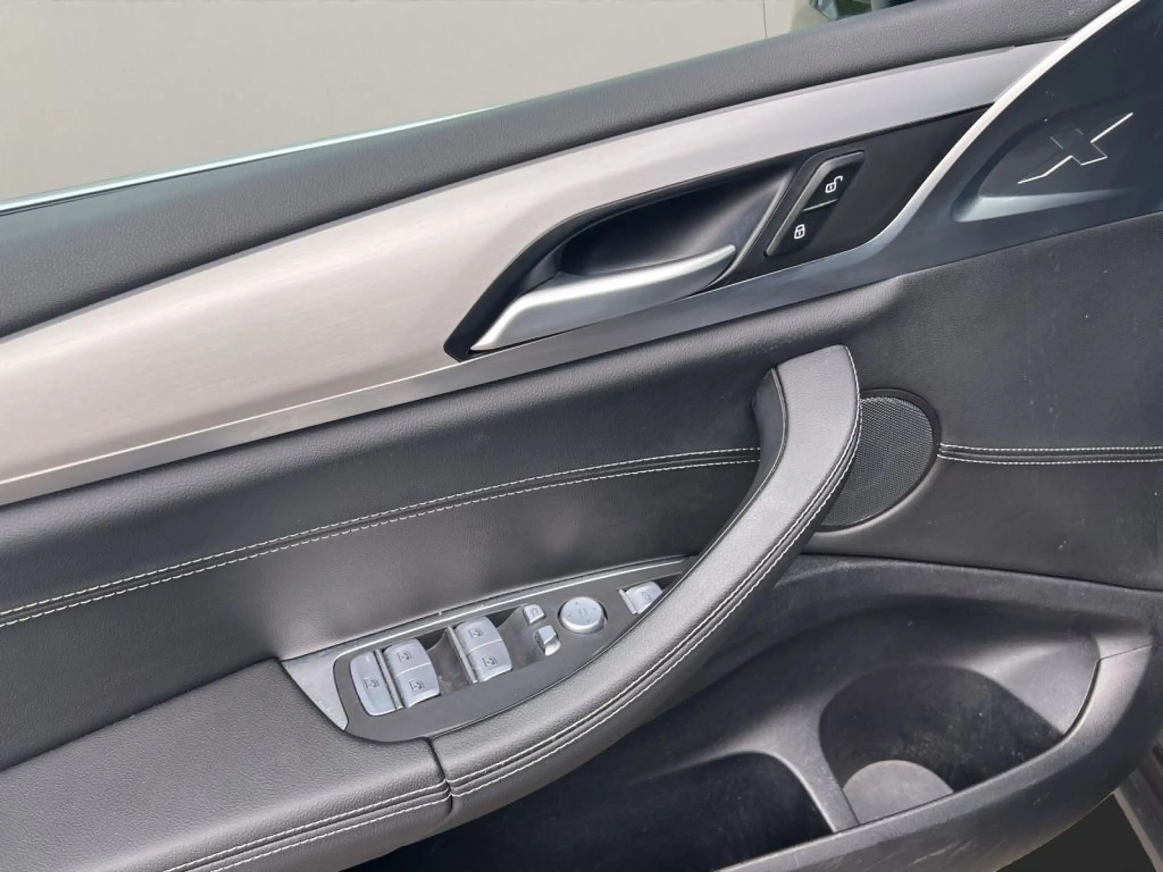 BMW X3 xDrive20d Aut. +LASER+LKH+LED+PDC+ — photo 9