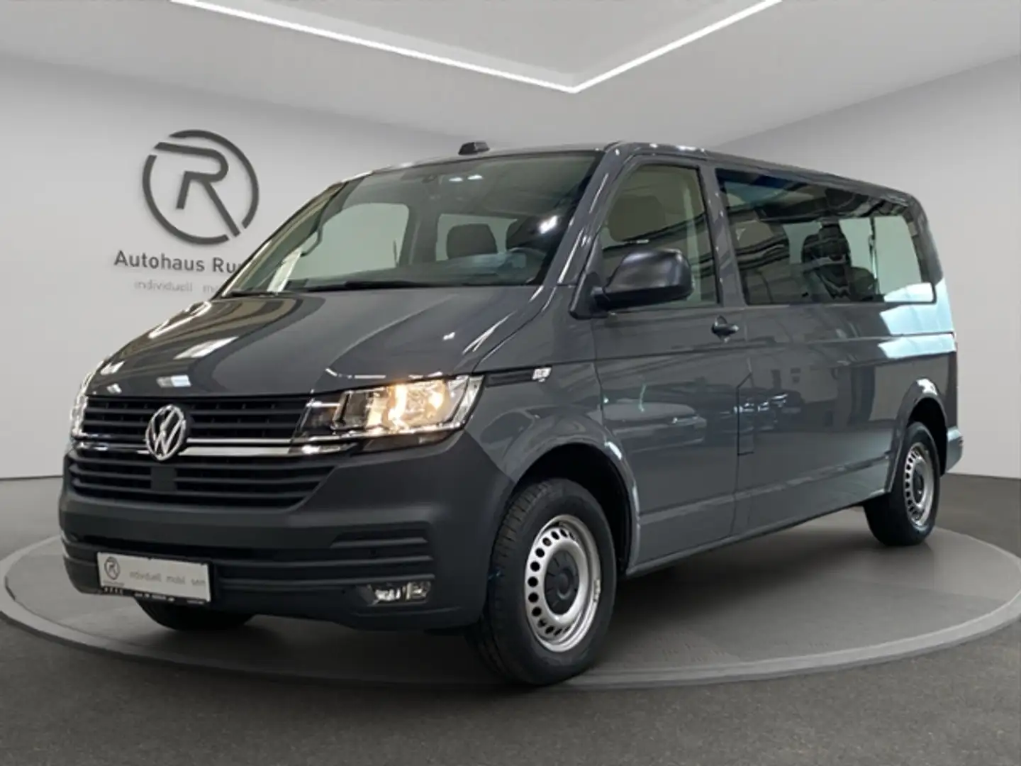 Volkswagen T6.1 Kombi 2.0 TDI DSG LR / 9-Sitzer Navi AHK Grau - 2