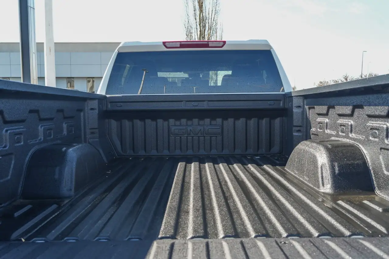 GMC Sierra 1500 снимка GMC Sierra 1500