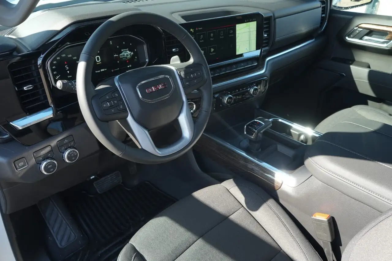 GMC Sierra 1500 снимка GMC Sierra 1500