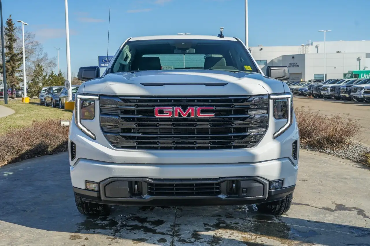 GMC Sierra 1500 снимка GMC Sierra 1500