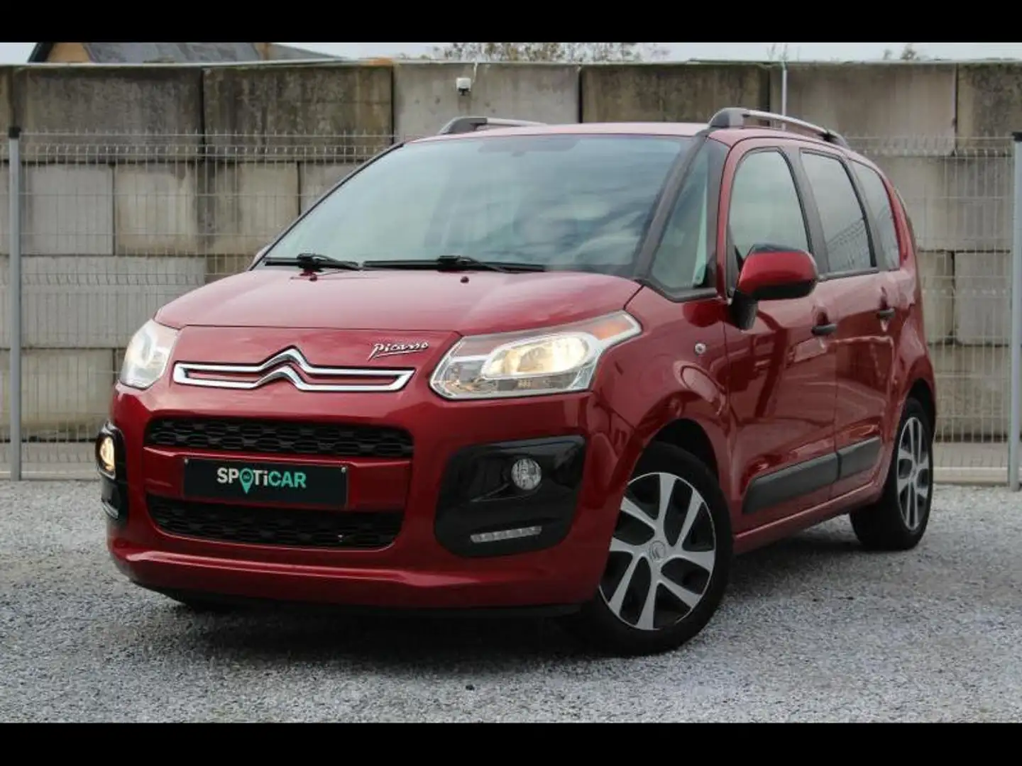 Citroen C3 Picasso 1.4VTi -AIRCO-P.SENS-TREKH-BLUETOOTH- Rouge - 1