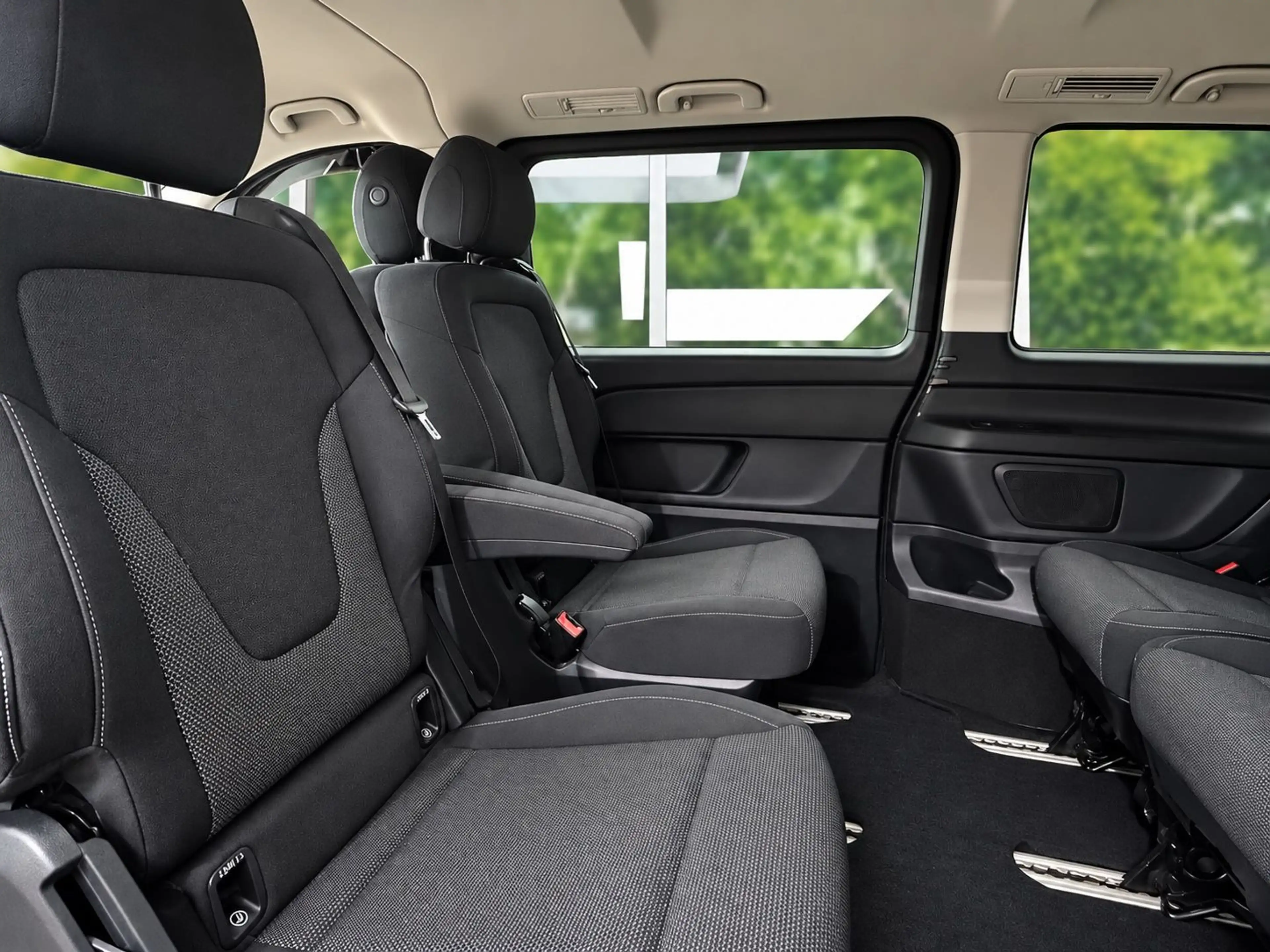 Mercedes-Benz V 250 d Aut. lang Avantgarde, 1.Hand, 7-Sitzer — photo 7