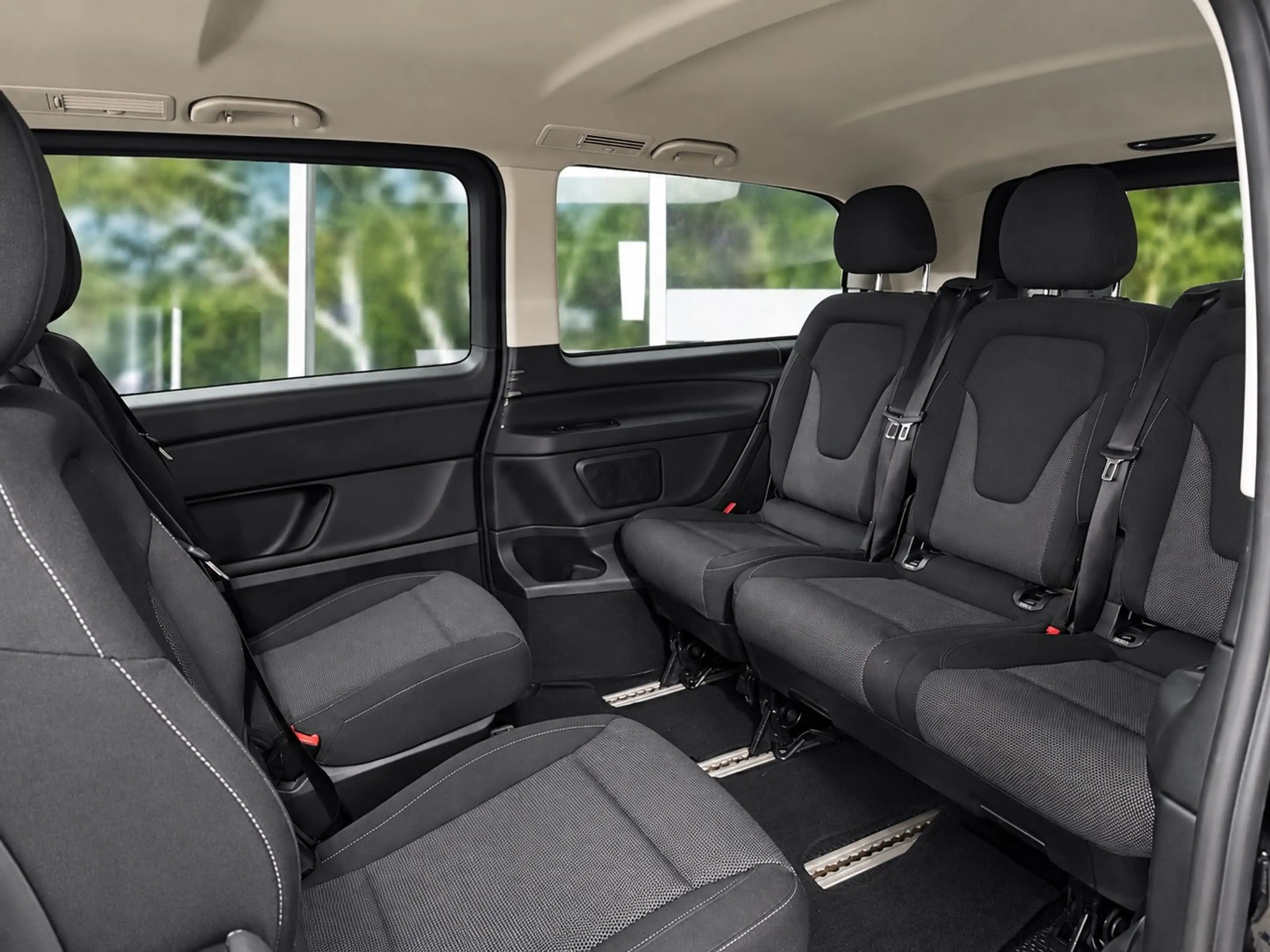 Mercedes-Benz V 250 d Aut. lang Avantgarde, 1.Hand, 7-Sitzer — photo 8