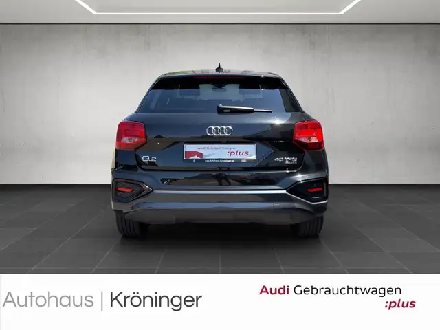 Audi Q2 view 6