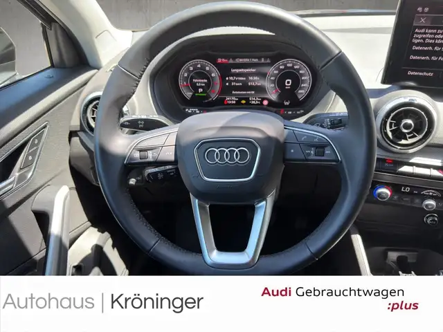 Audi Q2 view 11