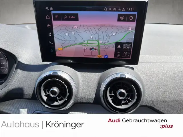 Audi Q2 view 15