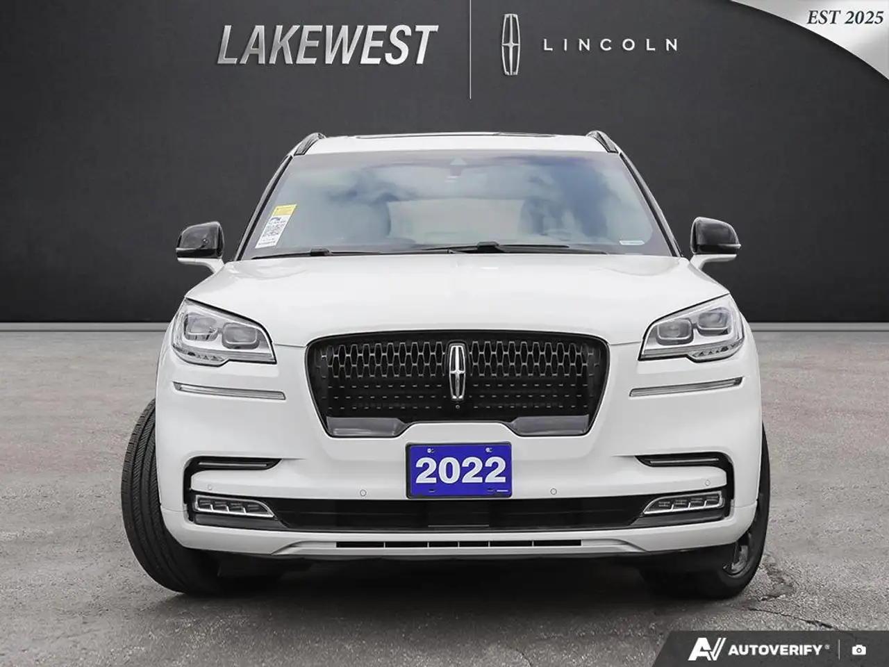 Lincoln Aviator снимка Lincoln Aviator
