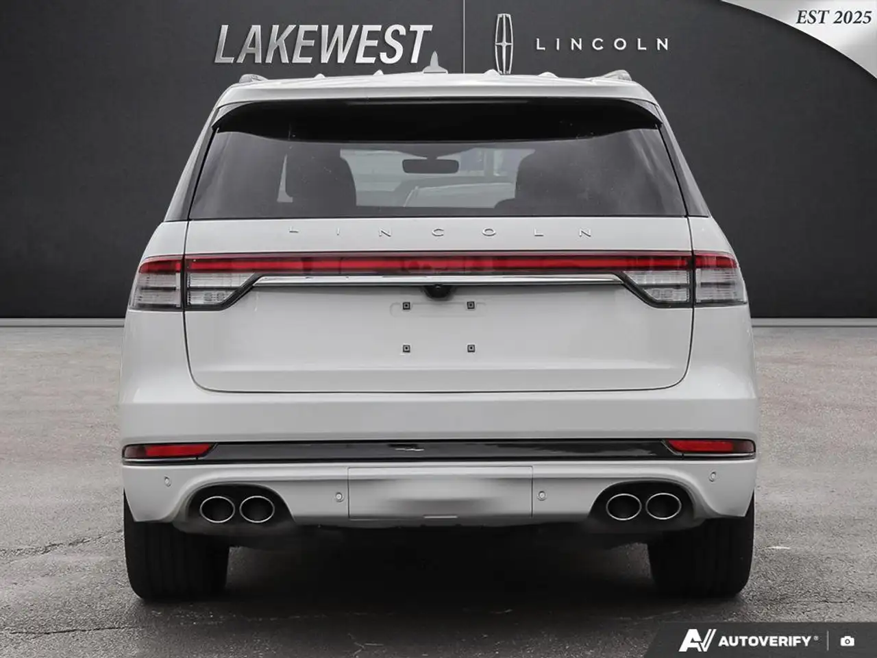 Lincoln Aviator снимка Lincoln Aviator