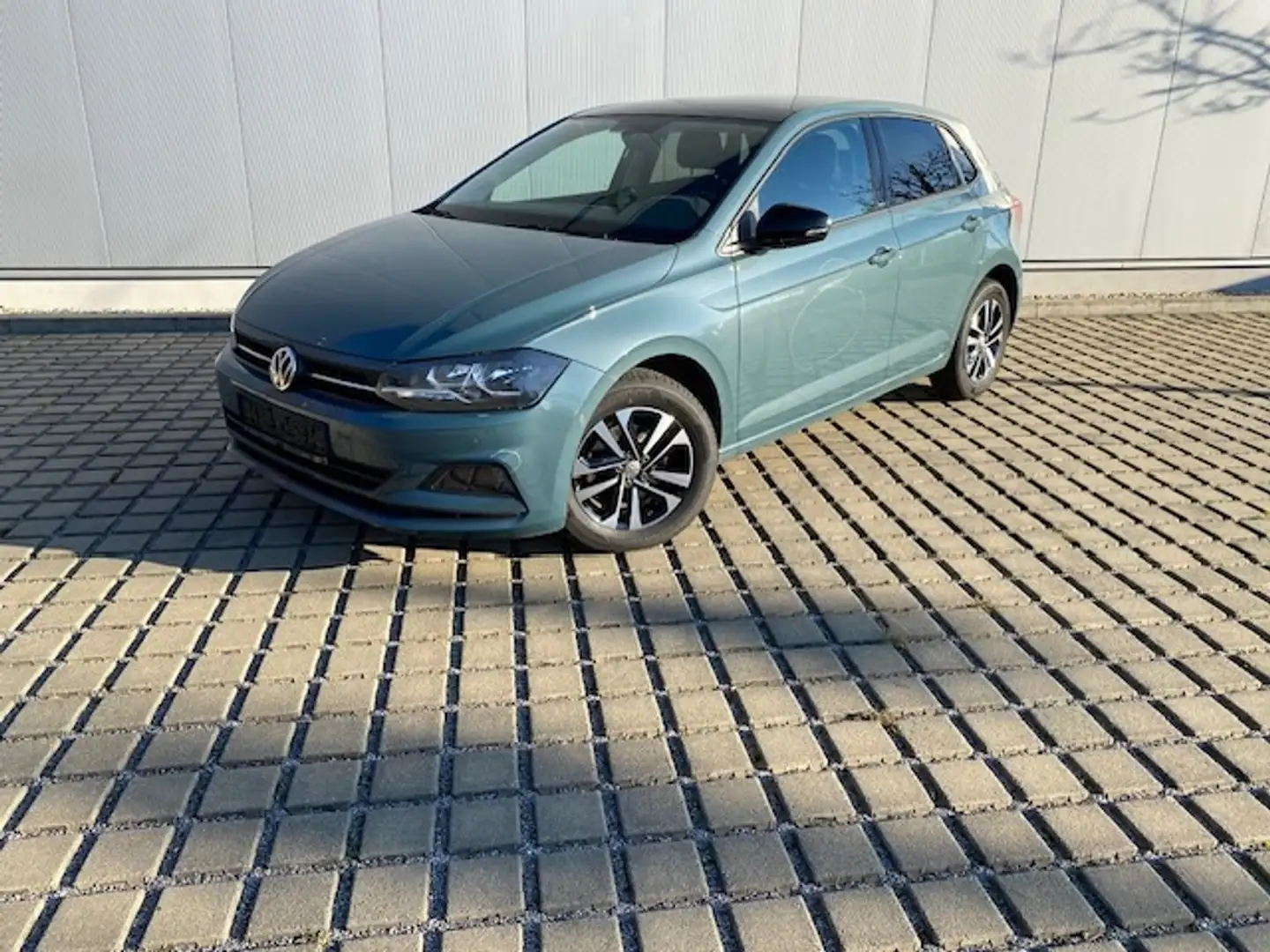 Volkswagen Polo 1.6 TDI IQ.DRIVE PANORAMA/NAVI/LM/ACC/PARK-ASSIST Blau - 2