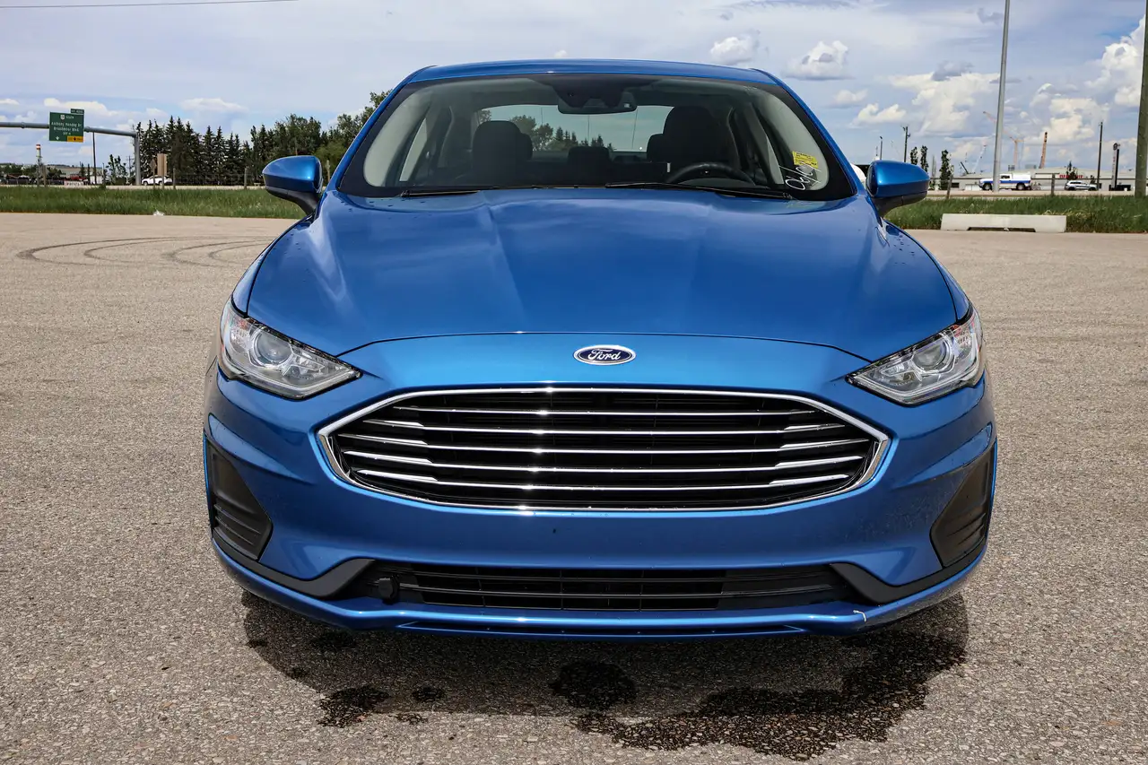 Ford Fusion снимка Ford Fusion